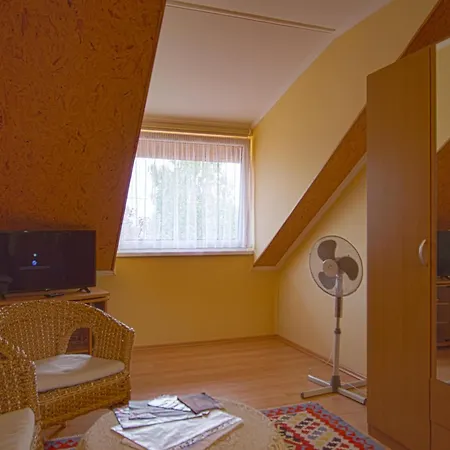 Apartment Beautiful With Garden